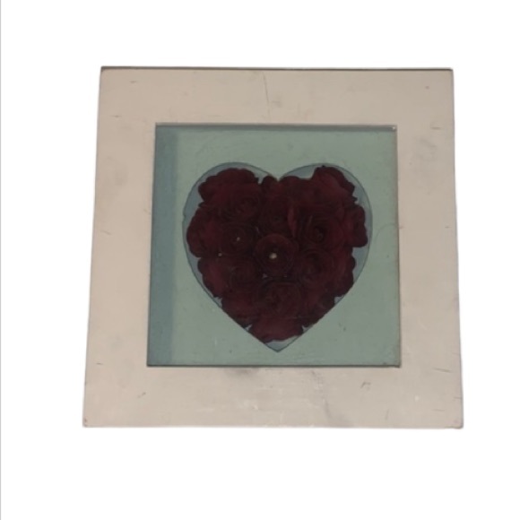 Unbranded Rose Petal Heart Wall Hanging - Picture 2 of 6